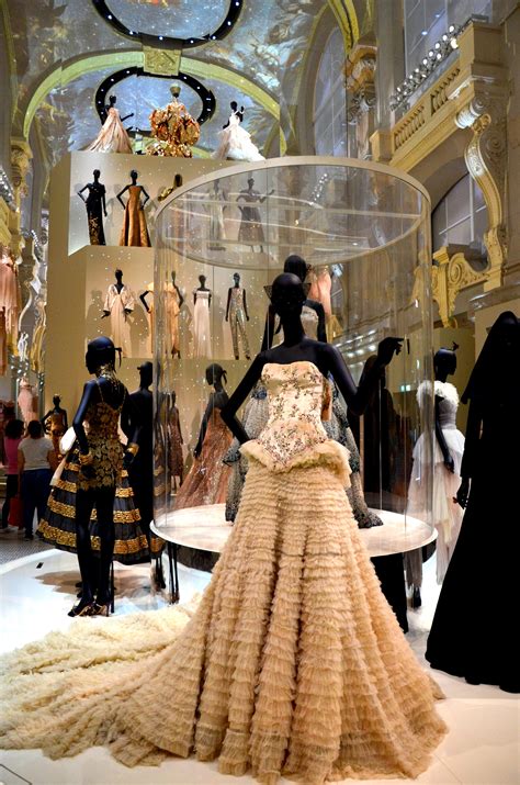 christian dior paris siege|christian dior haute couture.